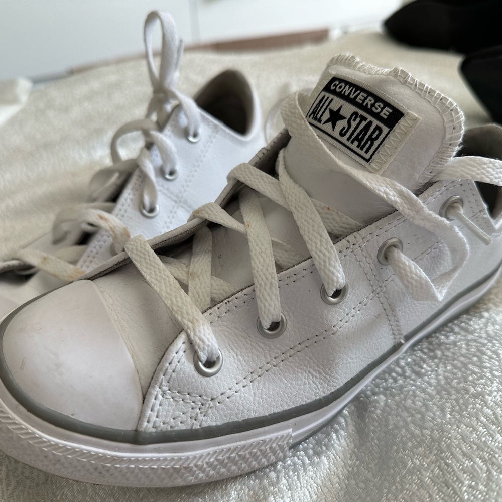 Converse - leather